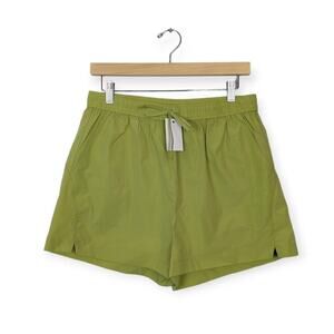 NWT Elodie Green Drawstring Pull On Activewear Shorts